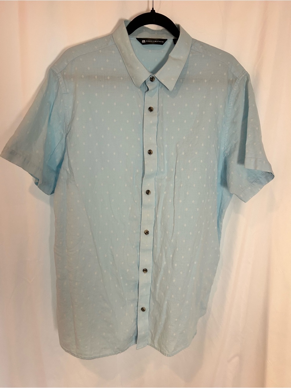 TravisMathew Men’s L Light Blue 100% Cotton Short Sleeve Button Up